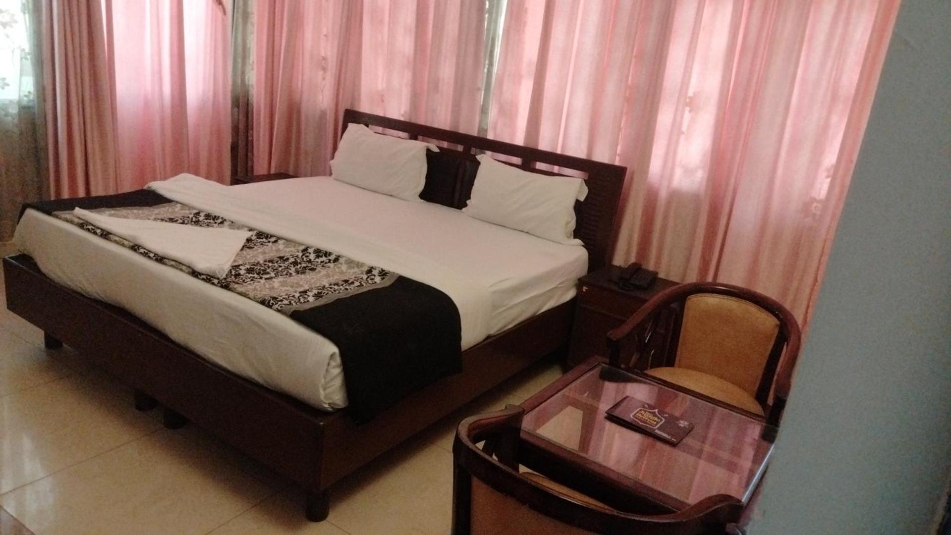 Hotel Jungle View Retreat เดห์ราดุน ภายนอก รูปภาพ